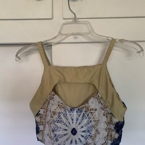 reversible wolves athletic top